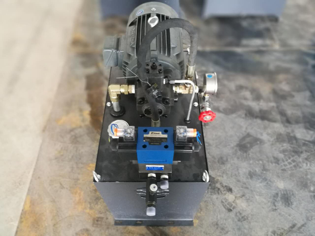 塑料機械液壓系(xì)統