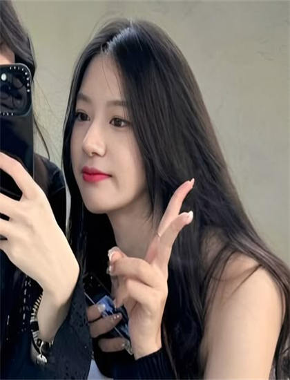 《闪婚后被秘书老公宠成宝》场景布置分析：环境设计与主题呼应探讨